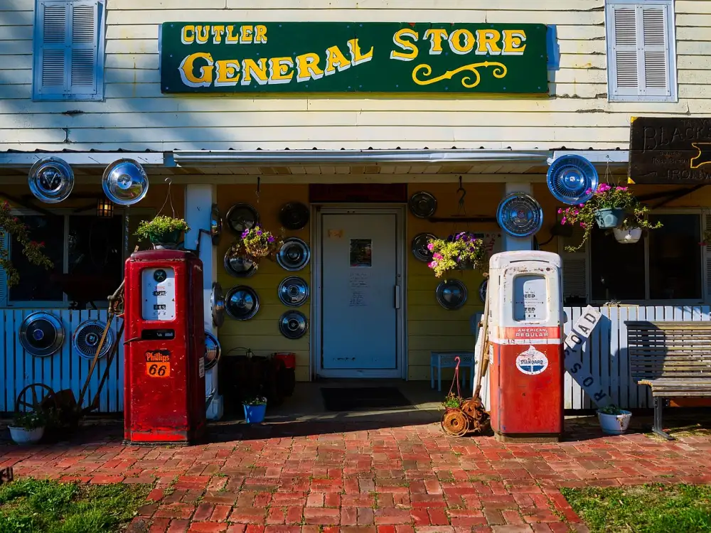 Pioneers General Store